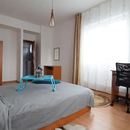 Piata Romana Down Town Bukareszt