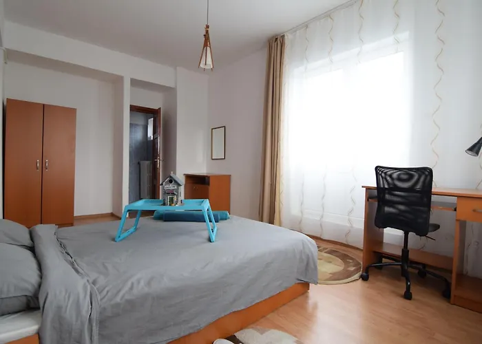 Piata Romana Down Town Βουκουρέστι